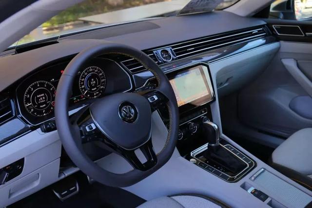 cc到底指的是谁，cc的本名叫什么（在智能化的道路上代表着大众的新高度）