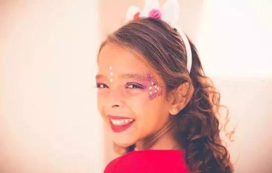 李开复写给女孩的励志名言，李开复的名言警句（李开复：做我的女儿不必乖）