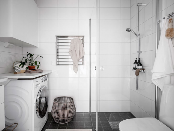 卡贝卫浴怎么样，卡贝五金怎么样（卡贝定制，简约明亮小浴室）