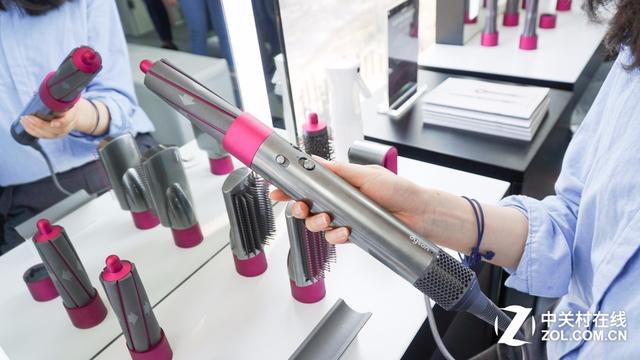 哪个牌子的卷发棒好，哪种卷发棒比较好用（戴森Airwrap卷发棒评测）