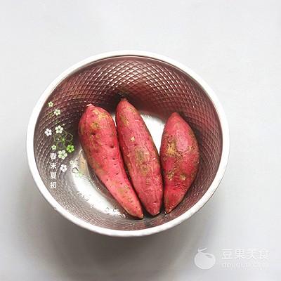陶瓷可以放微波炉吗，普通陶瓷可以放微波炉加热吗（微波炉红薯的做法）
