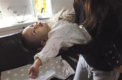 目录中的小黑点怎么打出来的，去掉word中目录和标题前的小黑点（救治罕见病）