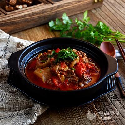 西红柿炖牛腩的家常做法，如何做西红柿牛腩（西红柿炖牛腩的做法）