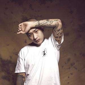 方丈为什么被永久封，方丈为什么退网了（快手方丈遭官方永久封号还找其讨说法）