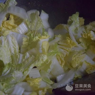 酸辣大白菜的做法，酸辣大白菜做法简单好吃又开胃（酸辣白菜的做法）