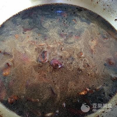 怎么烧红烧牛肉，红烧牛肉怎么做又软又香（红烧牛肉的做法）