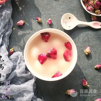 米酒汤圆的家常做法，温暖的醪糟汤圆～三种口味