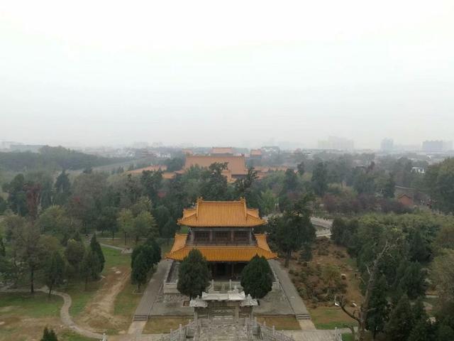 华山简单介绍，华山的资料（五岳之一，西岳华山）