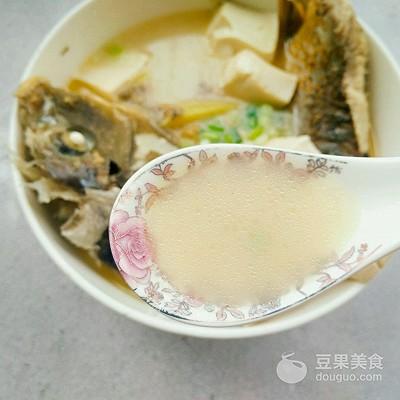 鲤鱼豆腐汤正确做法，鲤鱼豆腐汤的做法