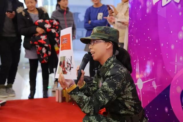 如何画出消防车，如何画出消防车简笔画（百米画卷，画出你心中的消防员）