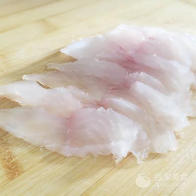 鱼生的做法 教程，顺德鱼生《风味人间》美食复刻大挑战