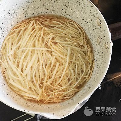 鱼生的做法 教程，顺德鱼生《风味人间》美食复刻大挑战