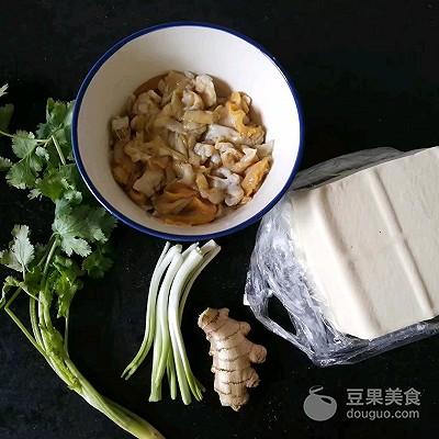 河蚌豆腐汤的做法，河蚌烧汤做法（河蚌烧汤做法大全）