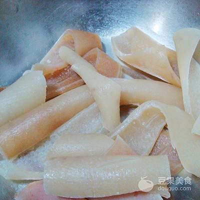 宝塔肉的做法，宝塔肉的做法步骤（宝塔皮冻的做法）