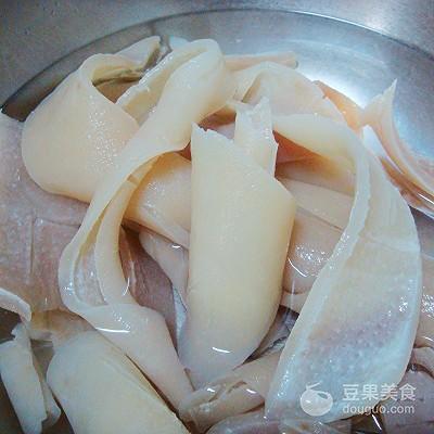 宝塔肉的做法，宝塔肉的做法步骤（宝塔皮冻的做法）
