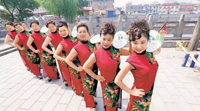 mua什么意思，女生发mua什么意思（到了这些地方对女性该这么叫）