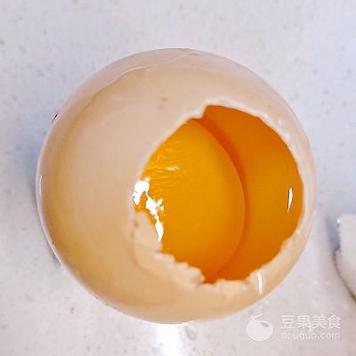 焦糖布蕾是什么，焦糖布蕾的焦糖是什么糖（法式焦糖烤布蕾的做法）