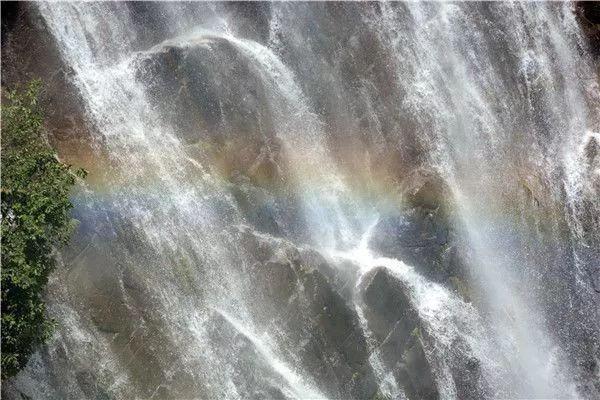 古龙峡漂流好玩吗，清远古龙峡漂流好玩吗（还有空中飞人+漂流+求婚圣地……）