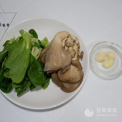 平菇怎么炒好吃，青菜炒平菇的做法