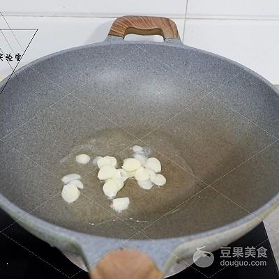 平菇怎么炒好吃，青菜炒平菇的做法