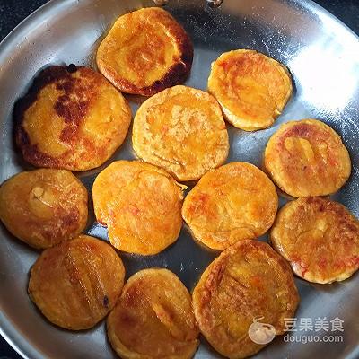 柿子饼的制作方法，柿子饼的家常做法（柿子饼～大自然的馈赠）