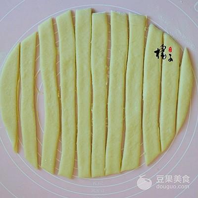 牛奶小面包的做法，迷你奶香小面包的做法