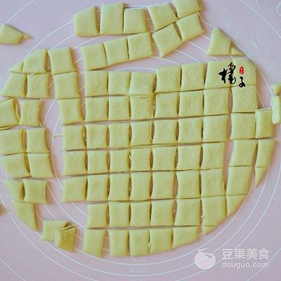 牛奶小面包的做法，迷你奶香小面包的做法