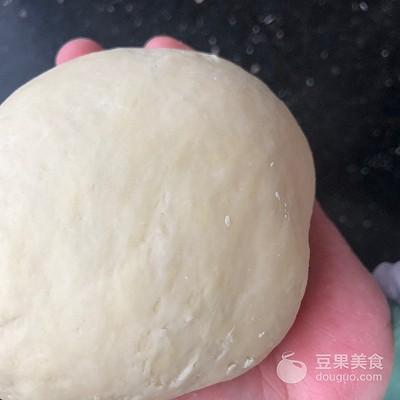 怎样做手擀炸酱面，健康营养夏季开胃美食！（好吃快手的手擀炸酱面）