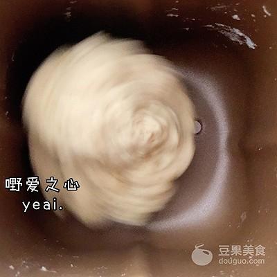骨肉相连的做法，炸骨肉相连的做法（骨肉相连蜂蜜小餐包）