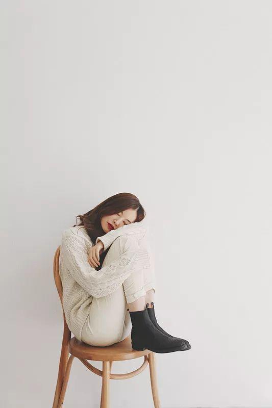 什么颜色加什么颜色等于肉色，油漆24种颜色调配大全（冷暖皮应该穿什么色）