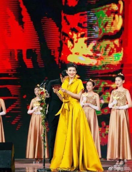 章子怡 梅兰芳，她曾经自称美貌胜过章子怡组图（章子怡颁奖典礼上自曝得过三次华表奖）