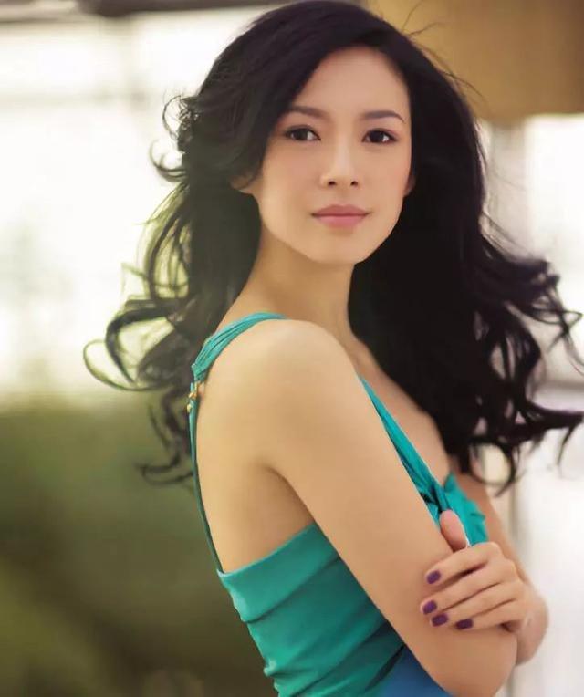 章子怡 梅兰芳，她曾经自称美貌胜过章子怡组图（章子怡颁奖典礼上自曝得过三次华表奖）