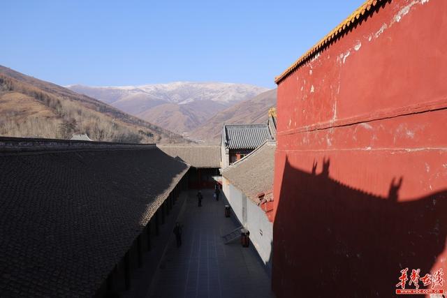 五台山属于哪个省哪个市，五台山在哪个省哪个市（全国网媒看山西首站）