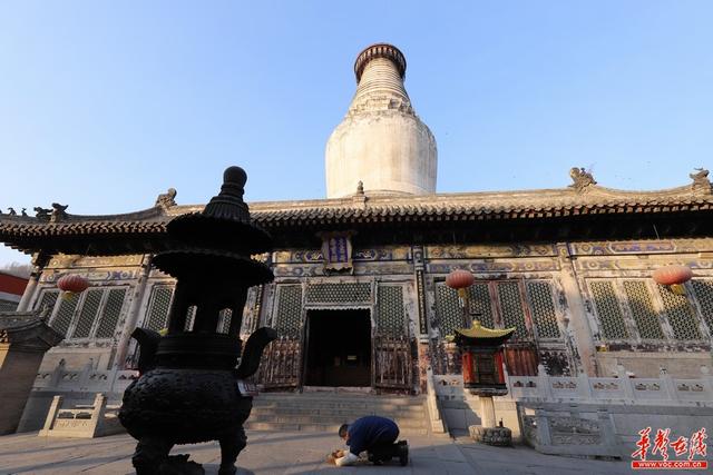 五台山属于哪个省哪个市，五台山在哪个省哪个市（全国网媒看山西首站）