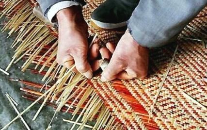 高粱杆可以吃吗，甜高粱杆可以吃吗（农村这些消失的老手艺）