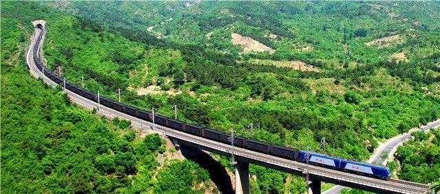 中国最长火车你知道吗，中国耗时最长的火车（中国最长的火车有多长）