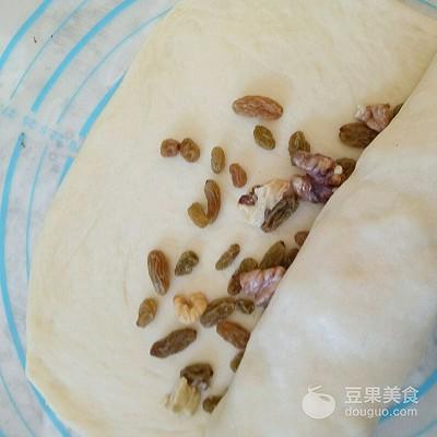 大列巴的吃法，大列巴怎么吃好（柔软版果仁大列巴面包）