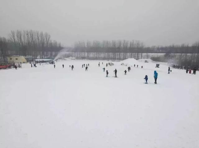 郑州周边哪个滑雪场比较好玩，郑州周边的滑雪场哪个好（细数郑州周边这些滑雪胜地）