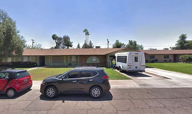 另类pregnant分娩临产，孕妇分娩视频（美国10年植物人女子护理中心怀孕生娃）