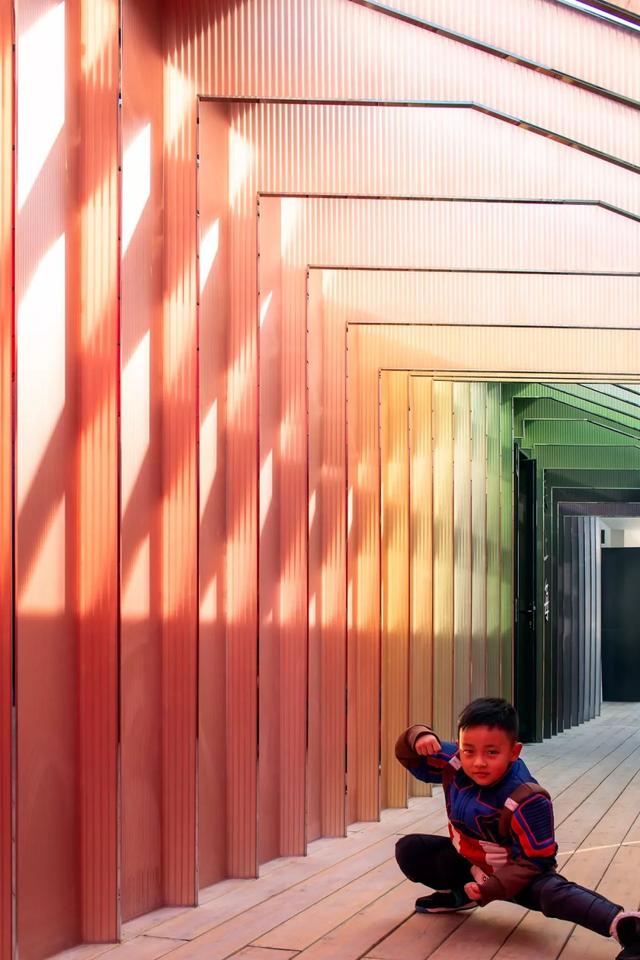 画架安装教程，画架安装教程视频（他们在上海不起眼的旧建筑里）