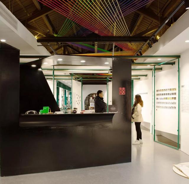 画架安装教程，画架安装教程视频（他们在上海不起眼的旧建筑里）