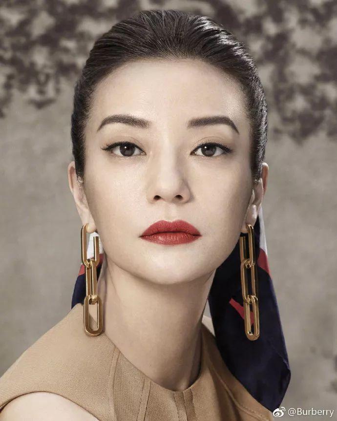 巴宝莉英文(burberry官网中国官方网站)