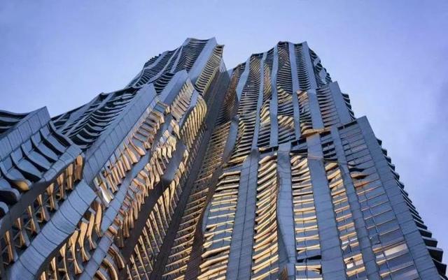 什么是解构主义，什么是解构主义 举例（“胡拼乱凑”的艺术）