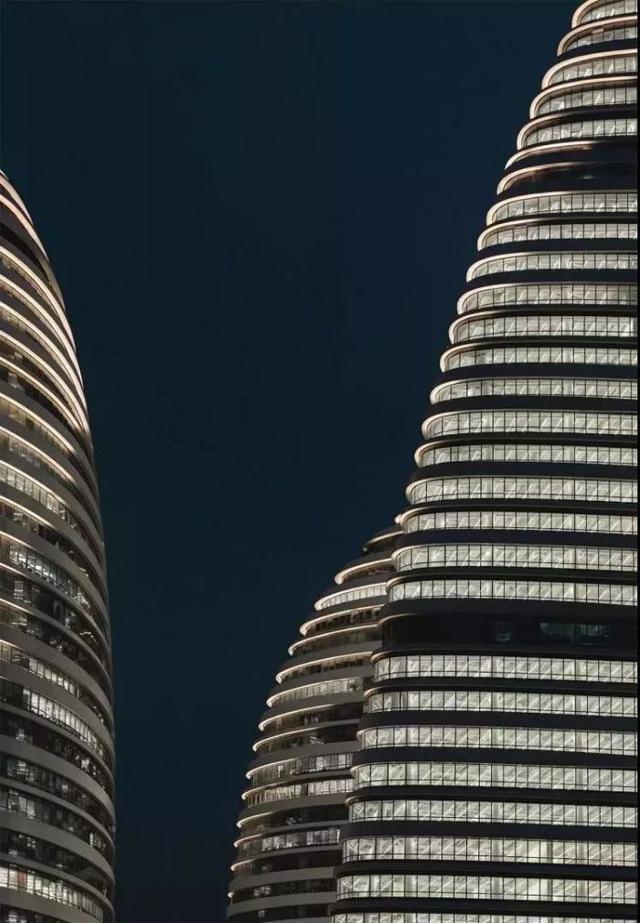 什么是解构主义，什么是解构主义 举例（“胡拼乱凑”的艺术）