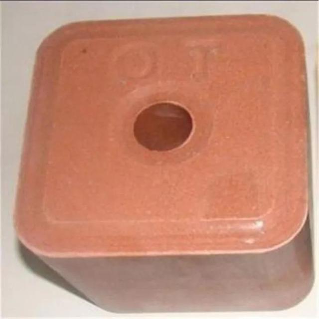 羊舔砖用什么方法，高手！自制羊添砖，省钱了！