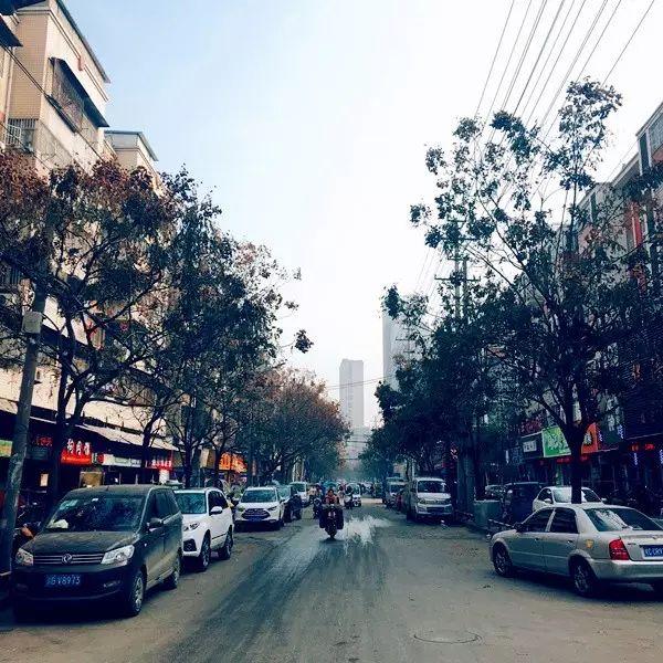 火烧饼灌鸡蛋怎么做具体点，火烧饼灌鸡蛋怎么做具体点子（蚌埠这10个神出鬼没的小推车美食）