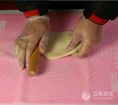 雪媚娘的制作方法，美食教程简单雪媚娘（雪媚娘的做法）