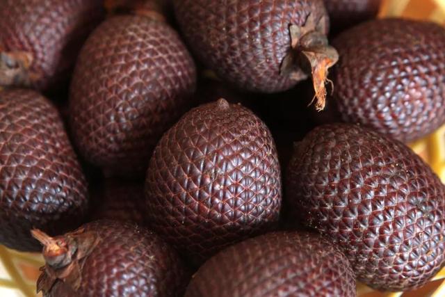 passionfruit，鼓浪屿上有卖一种很酸的水果叫什么（南美奇葩水果图鉴）