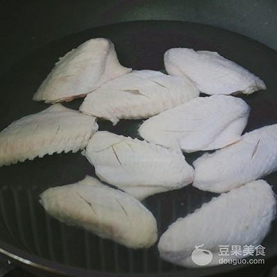 如何制作可乐鸡翅，可乐鸡翅的正确制作方法（可乐鸡翅的做法）