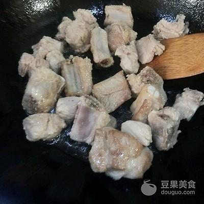 清炖排骨怎么做最好吃，清炖排骨怎么煮才好吃（清炖排骨的做法）